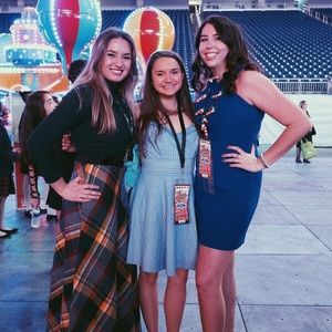 Meet your Posher, Madison